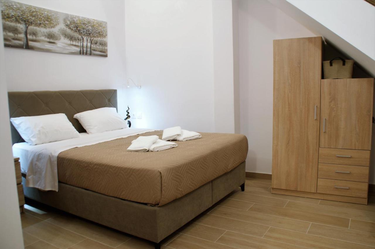 Evangelia'S Little House Rhodes City Bagian luar foto